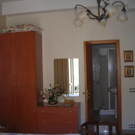 Gelone فندق مبيت وإفطار