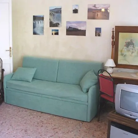 Gelone فندق مبيت وإفطار