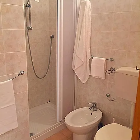 Gelone Bed & Breakfast 3*