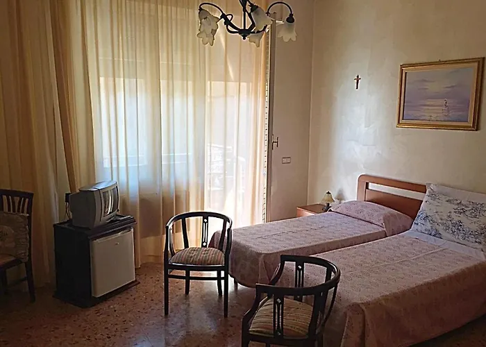 Gelone Bed & Breakfast Syracuse