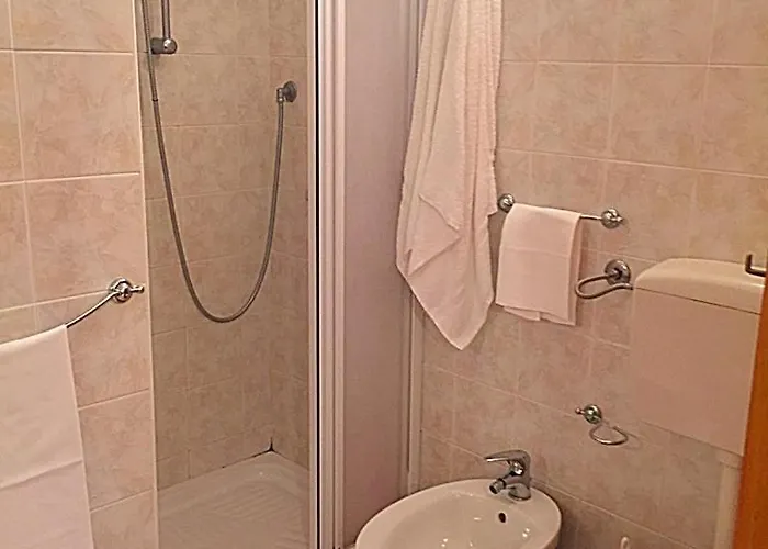 Gelone Bed & Breakfast 3*