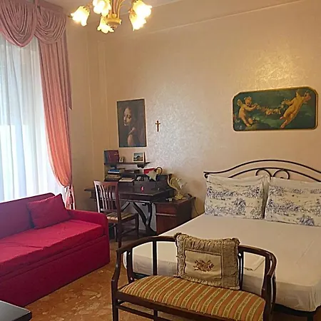 Gelone Bed & Breakfast Syracuse