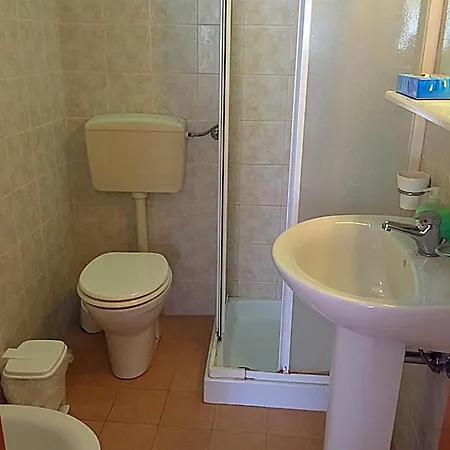 Gelone Bed & Breakfast 3*