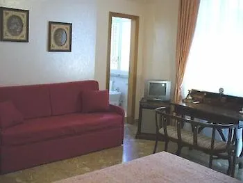 Gelone Bed & Breakfast 3*